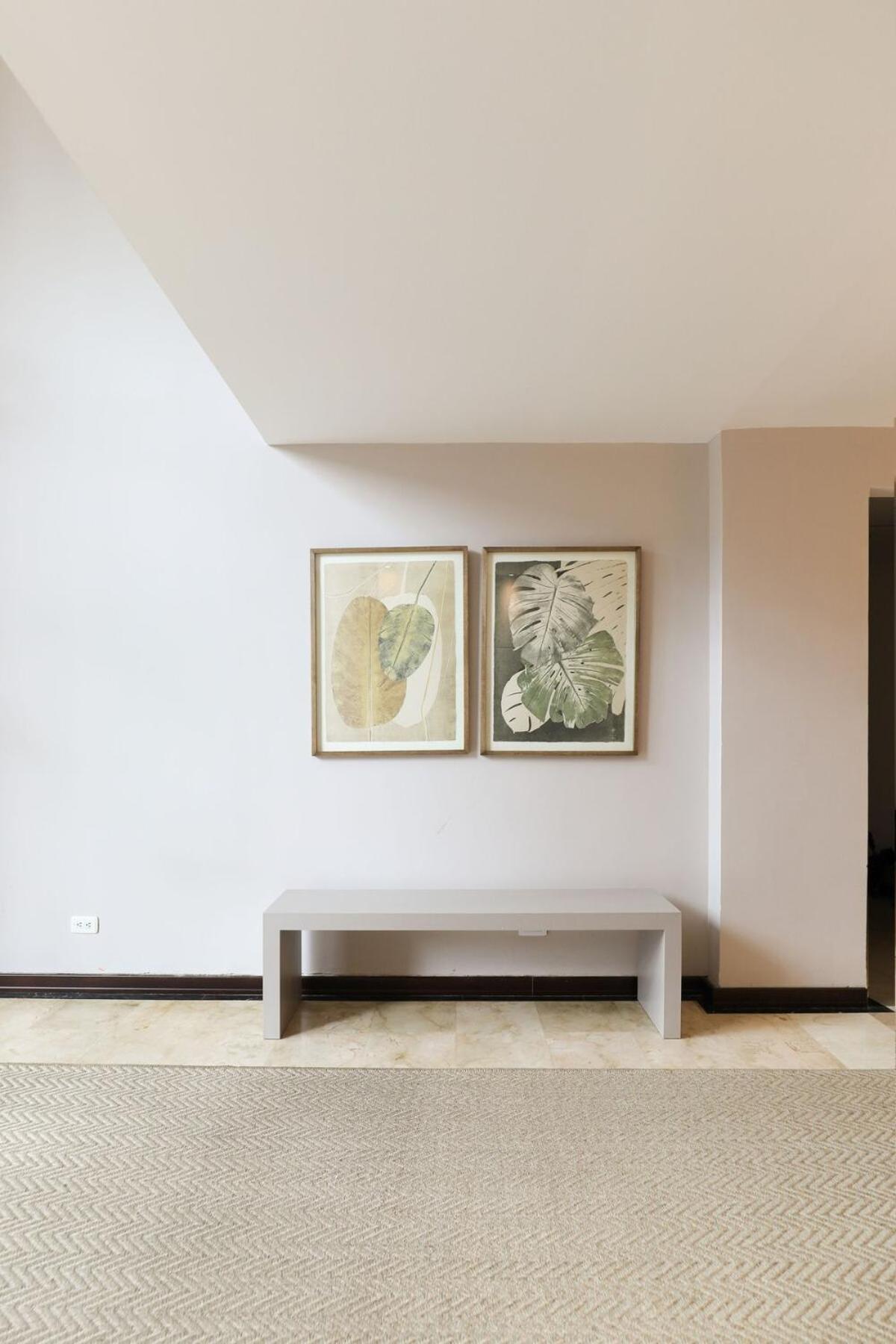 Elegant In Zona G Modern & Sophisticated 301 Apartment *